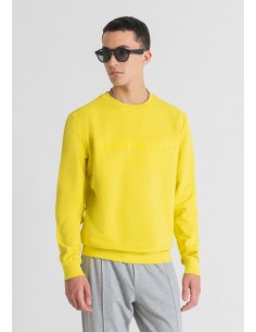 Slim-fit stretch cotton...