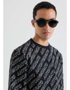 Regular fit fleece...