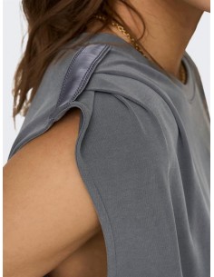 Only loose fit t-shirt in... 2