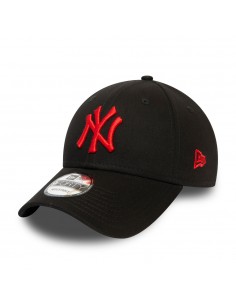 New York Yankees Essential...