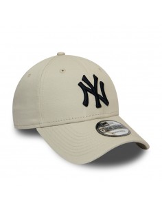New York Yankees Essential... 2
