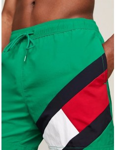 Tommy Hilfiger Slim... 2