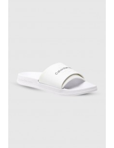 Chanclas con logo de Calvin... 2