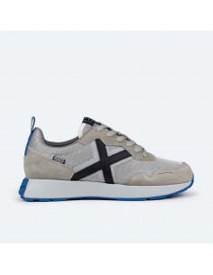 Zapatillas deportivas...