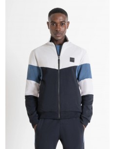 Sudadera con cremallera... 2