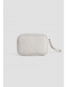 Faux leather toiletry bag... 2