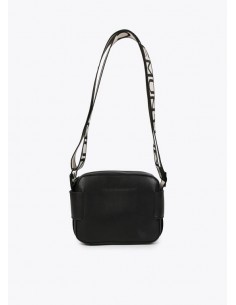 Lola Casademunt Shoulder... 2