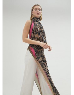 Fular estampado animal...