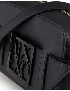 Bolso con correa ajustable... 2