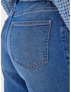 Vaqueros cortos de tiro... 2