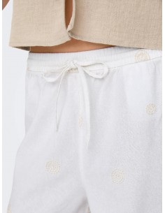 OnlCARO Linen Shorts with...