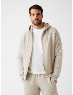 Sudadera con cremallera...