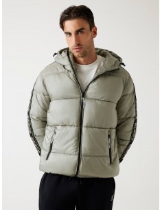 Guess Hooded Down Jacket 2