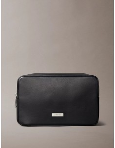 Calvin Klein Pebbled...