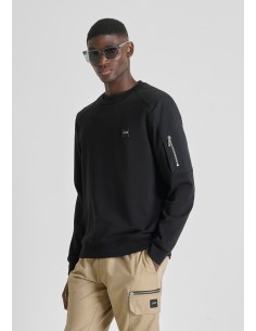 Regular fit cotton blend... 2