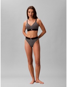 Calvin Klein Graphic... 2