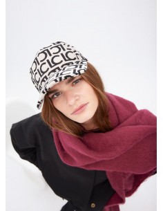 Gorra con estampado...
