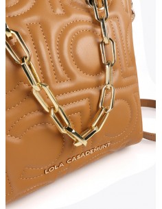 Lola Casademunt Logo... 2