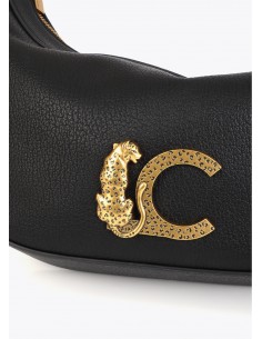 Lola Casademunt Half-Moon... 2