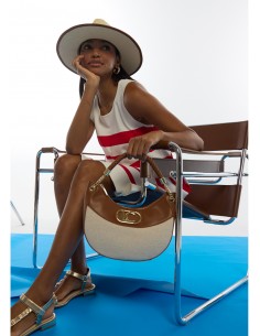 Lola Casademunt Two-Tone... 2