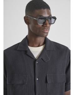 Camisa relaxed fit... 2