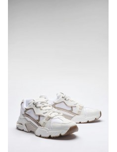 Zapatillas deportivas...