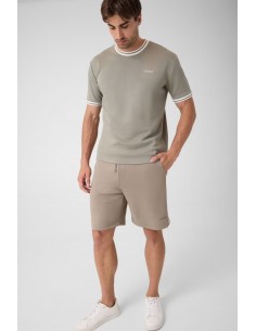 Shorts con bandas laterales... 2