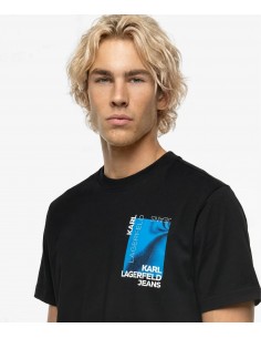 Camiseta con logotipo... 2