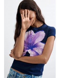 Camiseta Estampado Floral...