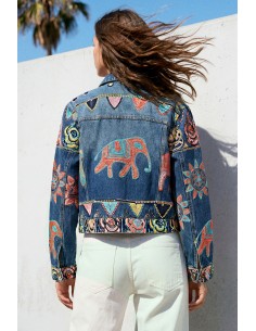 Cazadora denim boradada de... 2