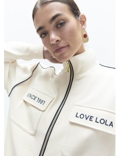 Lola Casademunt White...